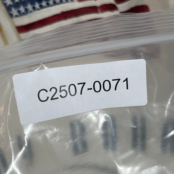 Tommy Bahama Shirt Mens XL White Silk Embroidered USA Flag Shaken But Undeterred - Picture 9 of 9